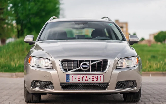 Volvo V70 cena 29999 przebieg: 341543, rok produkcji 2010 z Szlichtyngowa małe 742